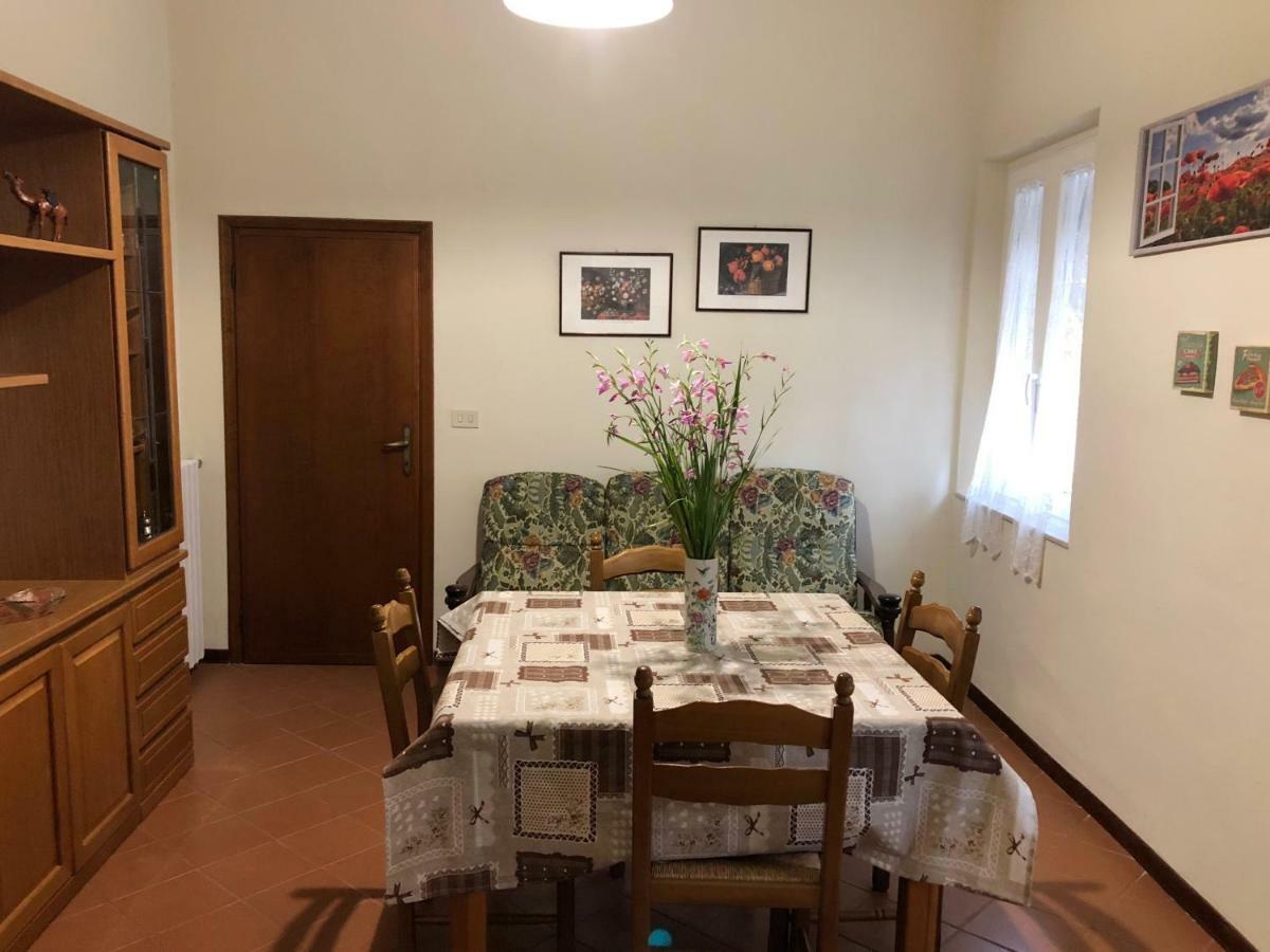 Casa Vacanza Ilia Пешя Екстер'єр фото
