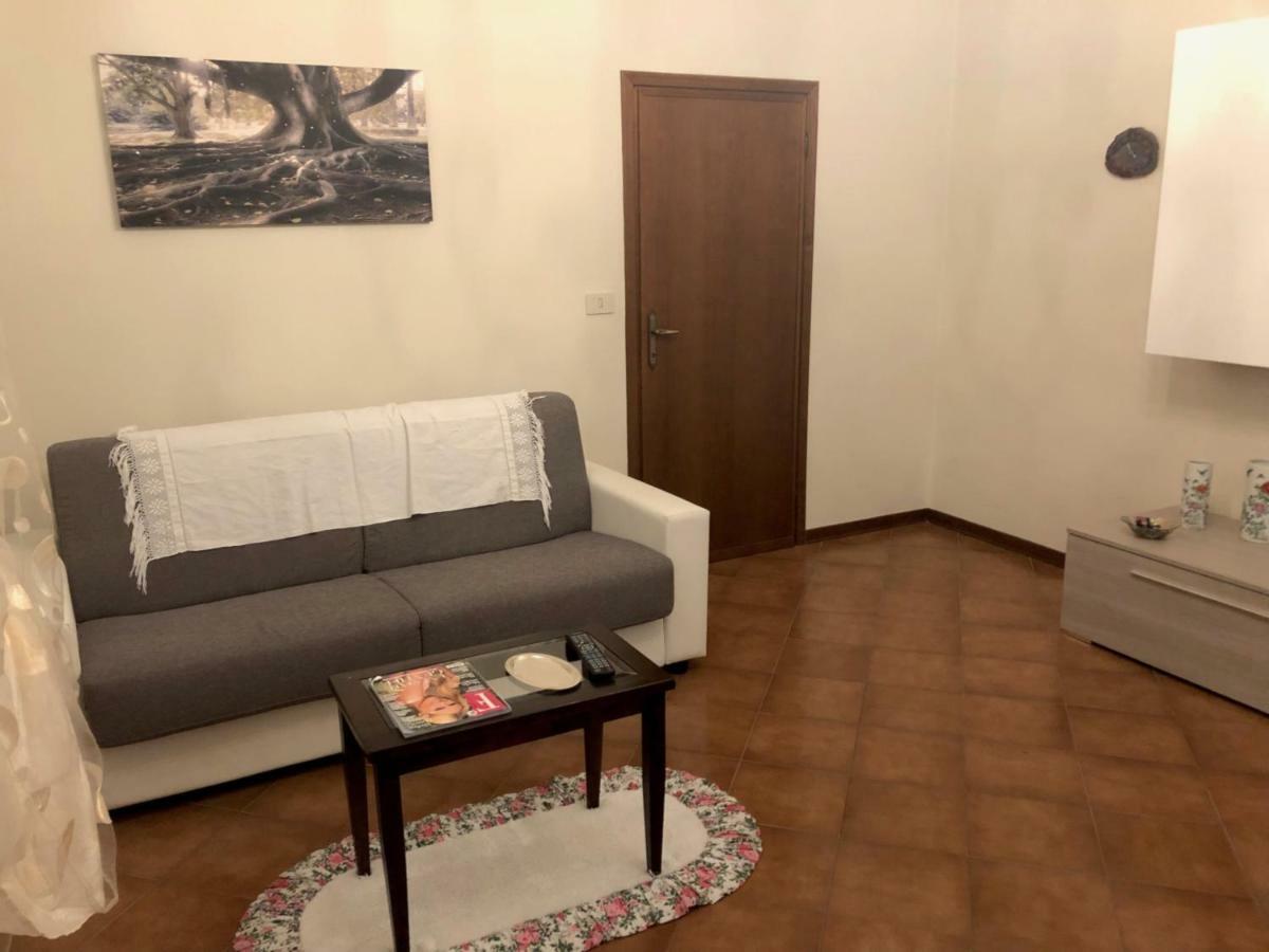 Casa Vacanza Ilia Пешя Екстер'єр фото