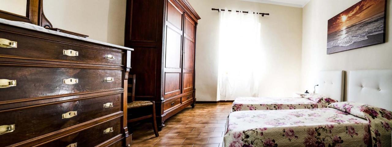 Casa Vacanza Ilia Пешя Екстер'єр фото